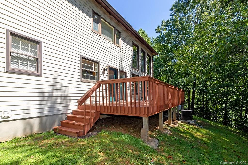 530 Line Runner Ridge Road, Unit 30 Rosman, NC 28772 - Photo 10 of 40 Gallery Image 10