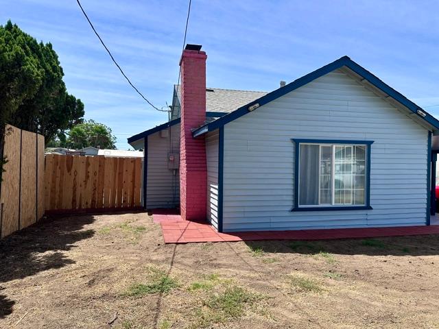 2012 Robertson Road Modesto, CA 95351 - Photo 28 of 35 Front of home