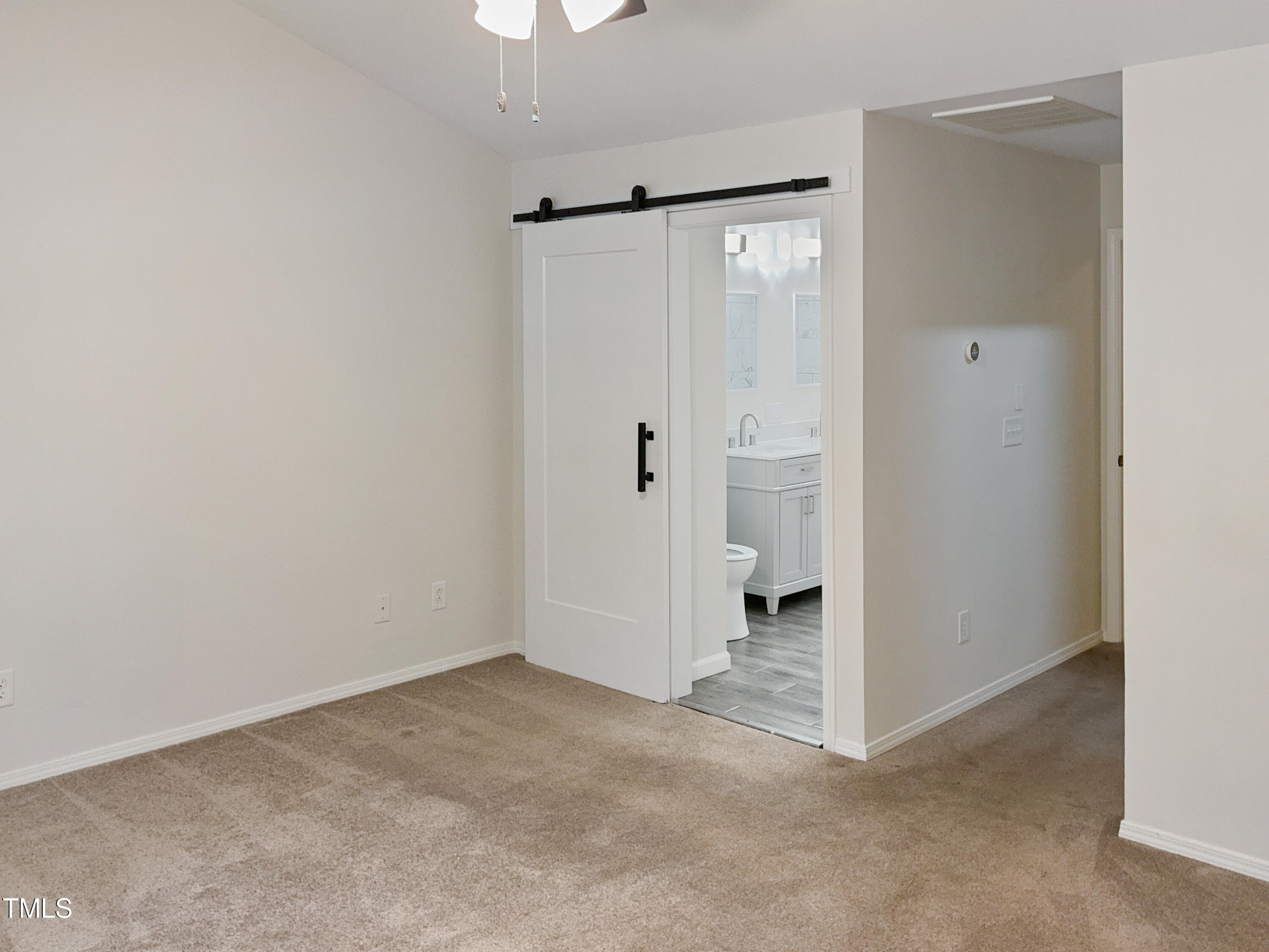 8211 Beaded Stone Street Raleigh, NC 27613 - Photo 5 of 21 listing_2