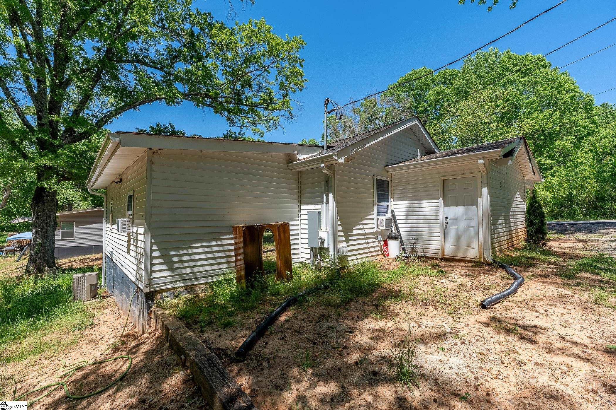 1998 Old Grove Road Piedmont, SC 29673 - Photo 8 of 17