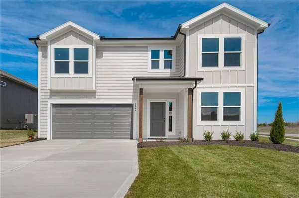 $445,000 | 1504 Southwest Arborpark Terrace, Lee's Summit, MO 64082