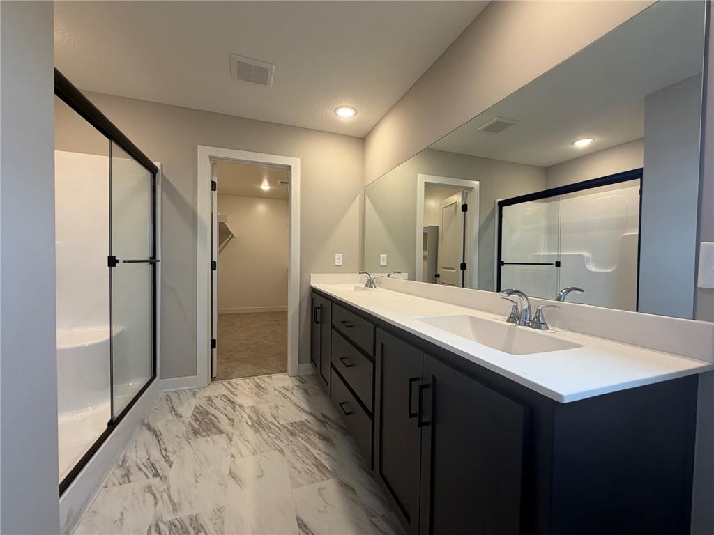 1504 Southwest Arborpark Terrace Lee's Summit, MO 64082 - Photo 13 of 23