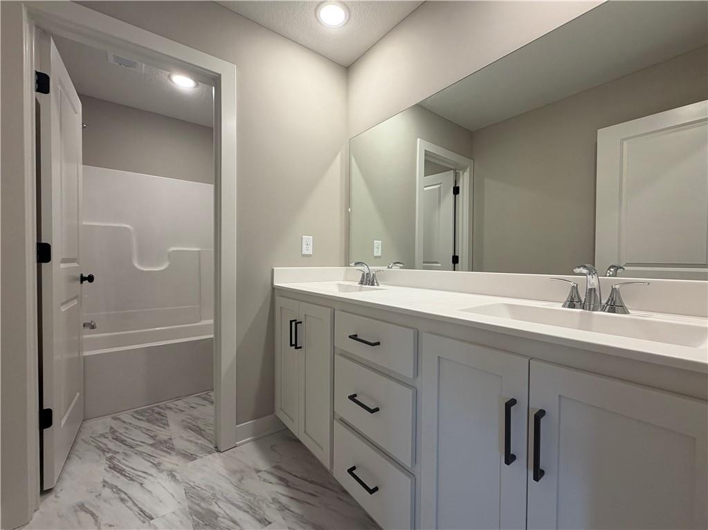 1504 Southwest Arborpark Terrace Lee's Summit, MO 64082 - Photo 19 of 23