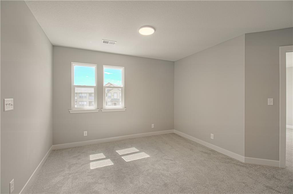 1504 Southwest Arborpark Terrace Lee's Summit, MO 64082 - Photo 21 of 37