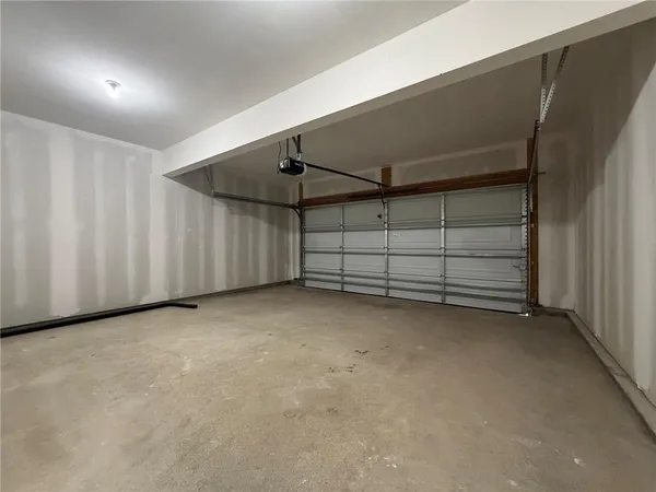 $445,000 | 1504 Southwest Arborpark Terrace, Lee's Summit, MO 64082