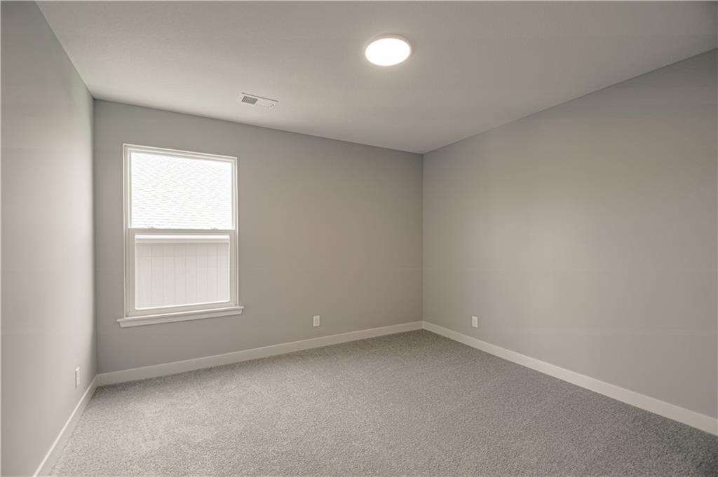 1504 Southwest Arborpark Terrace Lee's Summit, MO 64082 - Photo 33 of 37