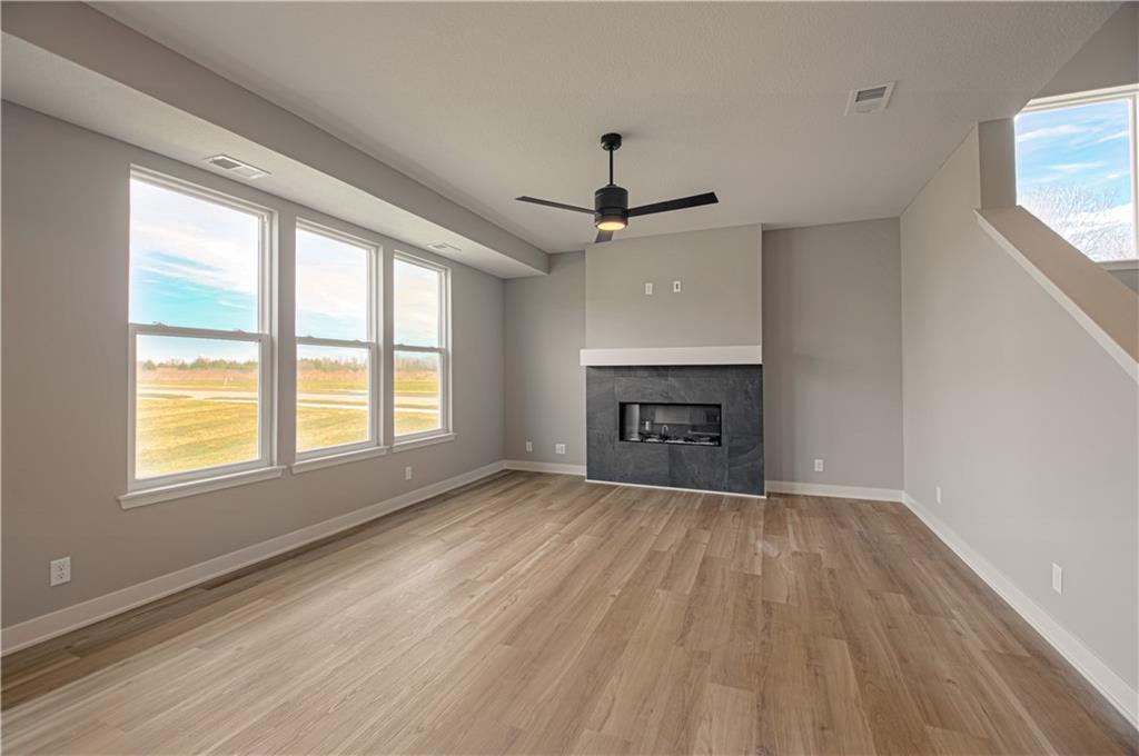 1504 Southwest Arborpark Terrace Lee's Summit, MO 64082 - Photo 6 of 37