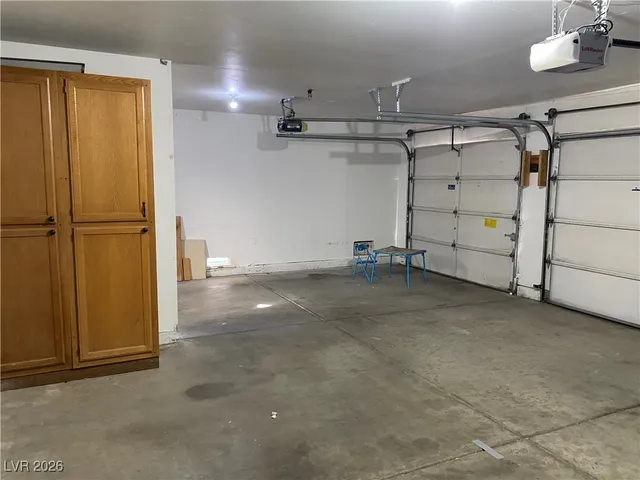 $2,050 | 3008 Ocean View Drive, Las Vegas, NV 89117