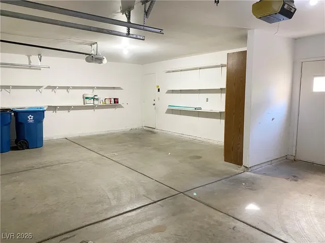 $2,050 | 3008 Ocean View Drive, Las Vegas, NV 89117