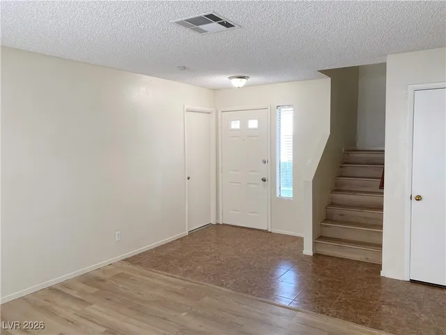 $2,050 | 3008 Ocean View Drive, Las Vegas, NV 89117