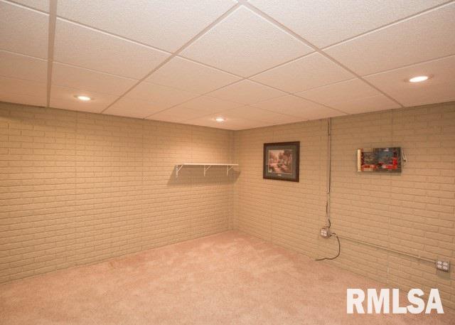 4006 Jersey Ridge Road Davenport, IA 52807 - Photo 14 of 20 Gallery Image 14