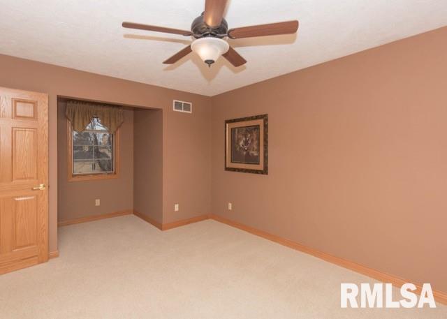 4006 Jersey Ridge Road Davenport, IA 52807 - Photo 10 of 20 Gallery Image 10