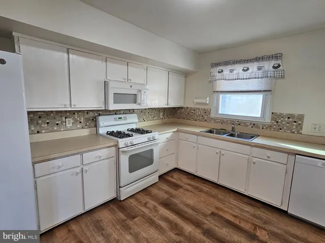 $2,100 | 21 Dawes Drive, Newark, DE 19702