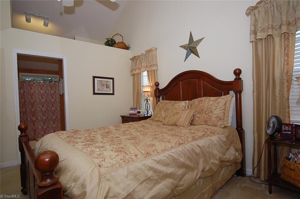 3338 Timberwolf Avenue High Point, NC 27265 - Photo 20 of 30 Master bedroom