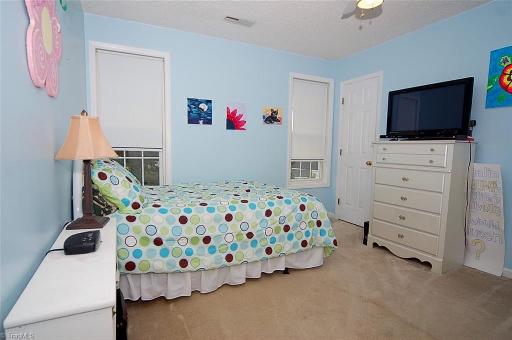 3338 Timberwolf Avenue High Point, NC 27265 - Photo 23 of 30 Second bedroom