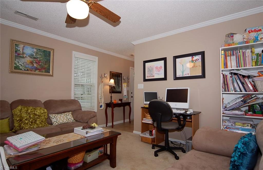 3338 Timberwolf Avenue High Point, NC 27265 - Photo 5 of 30 A view to the entry