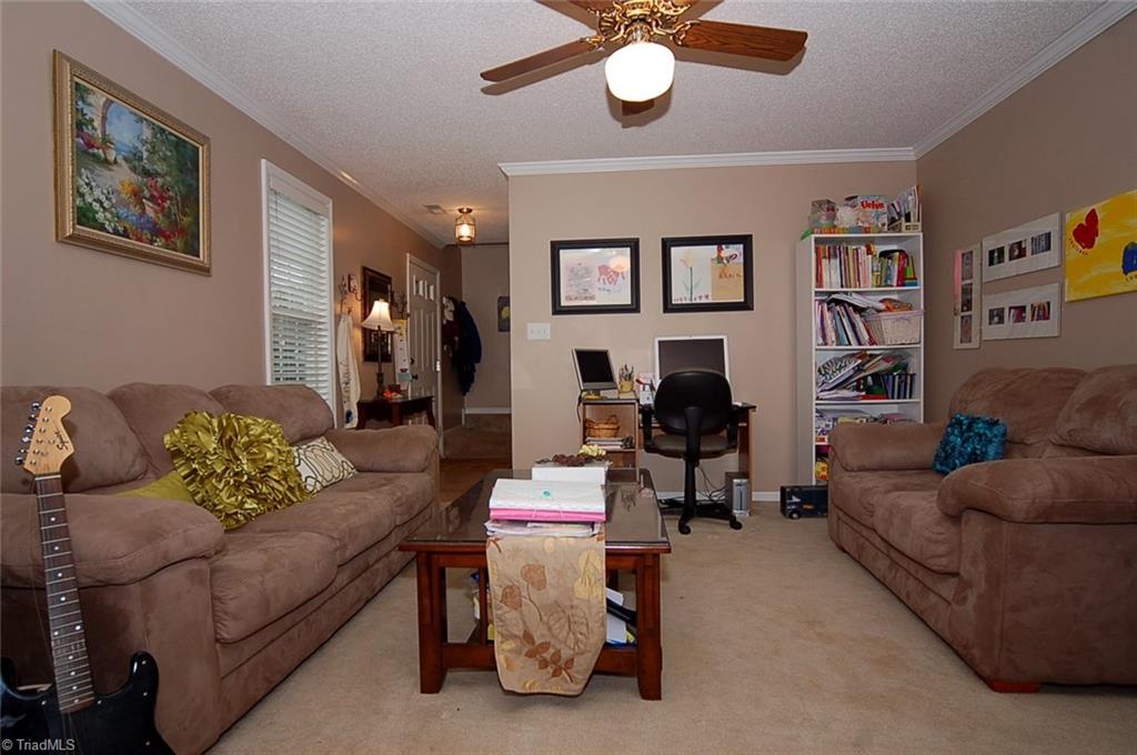 3338 Timberwolf Avenue High Point, NC 27265 - Photo 6 of 30 Den