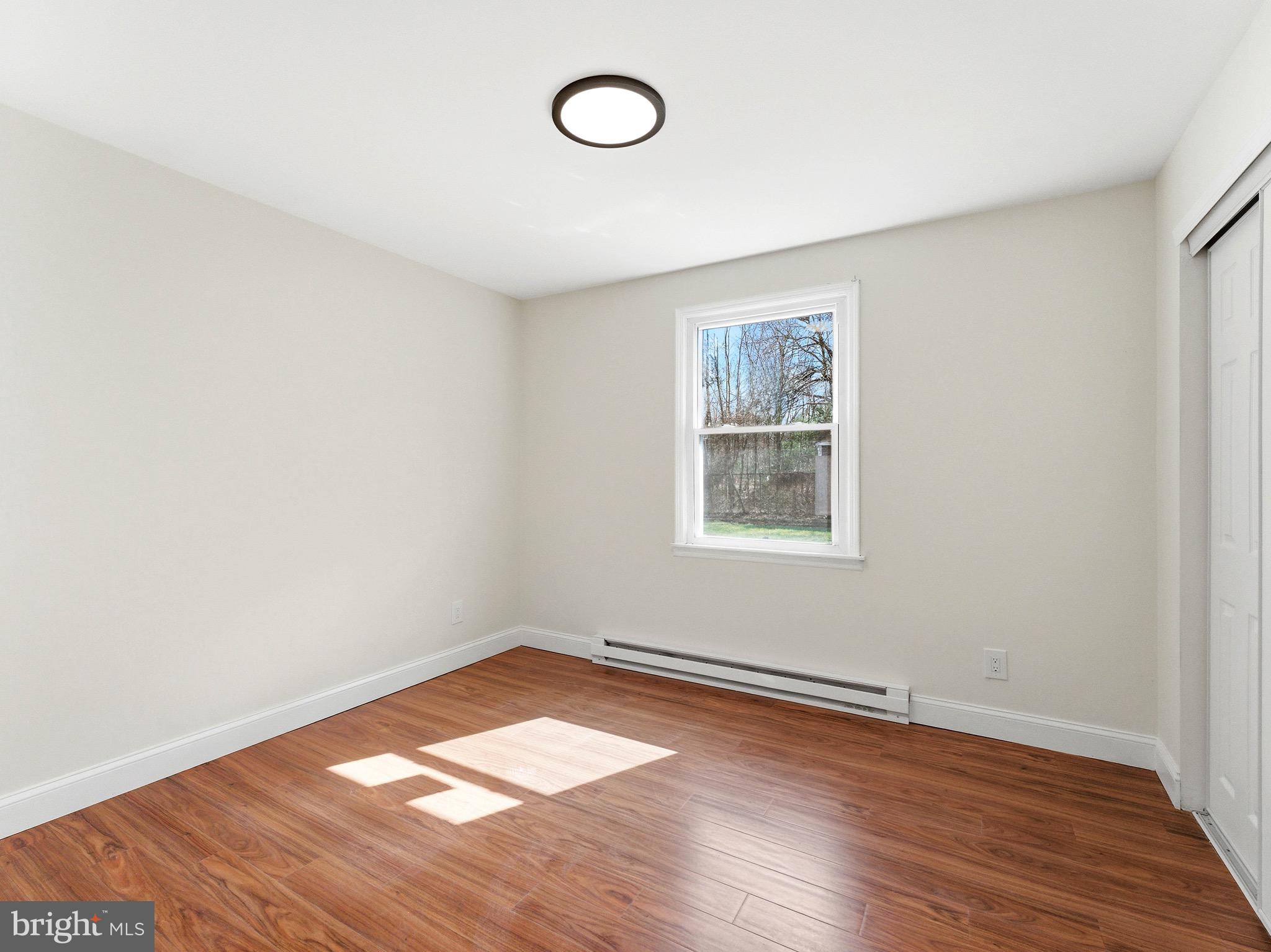 47 Pinewood Lane Sicklerville, NJ 08081 - Photo 15 of 25