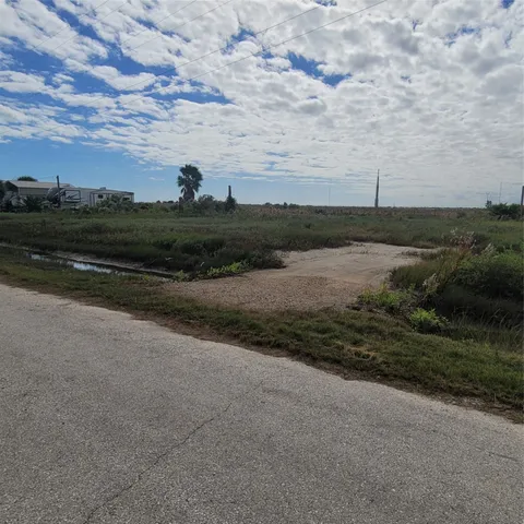 $115,000 | 1287 North Monkhouse Drive, Crystal Beach, TX 77650