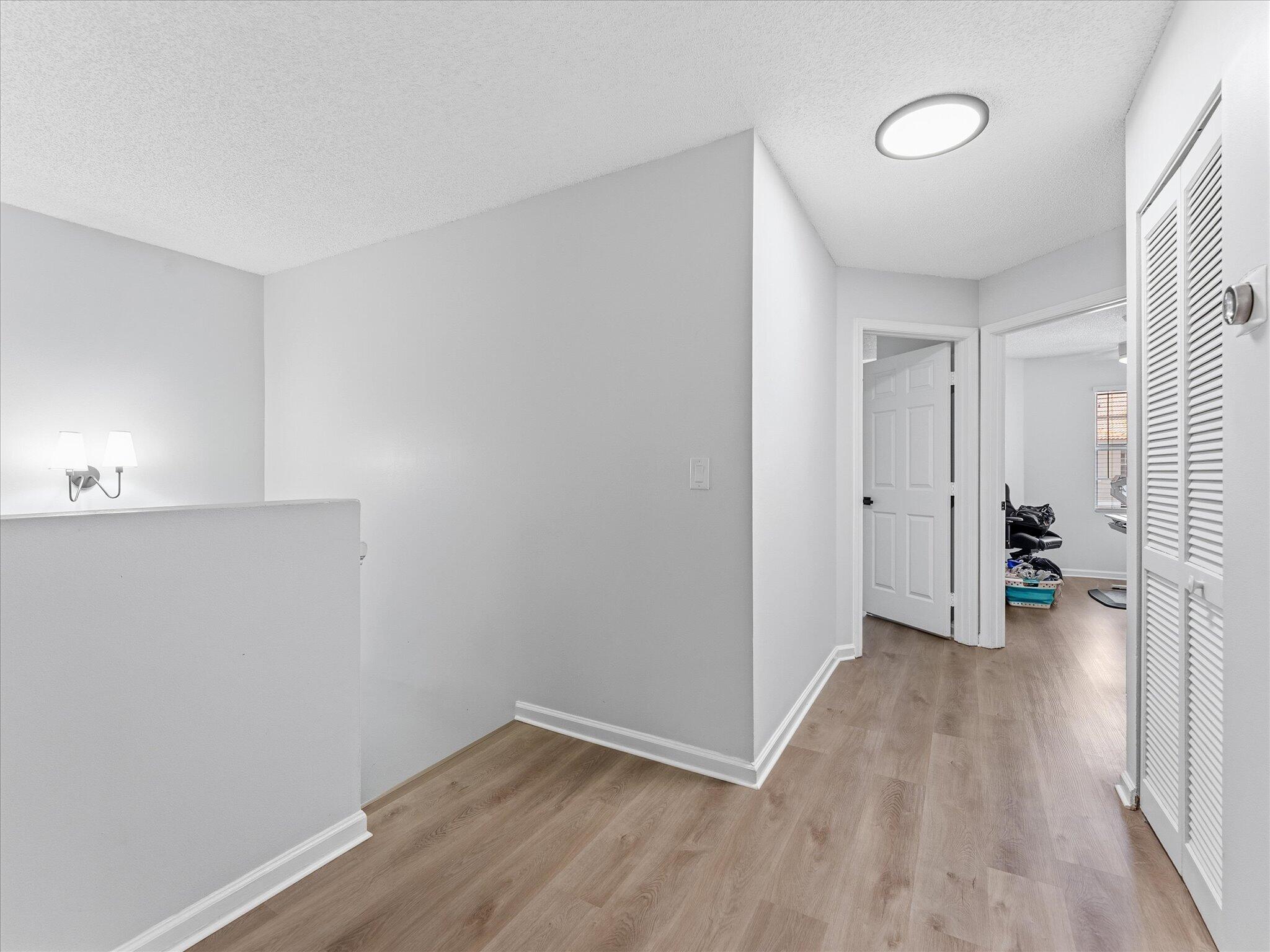 10240 Vía Hibiscus, Unit 4 Boca Raton, FL 33428 - Photo 15 of 45 18-18