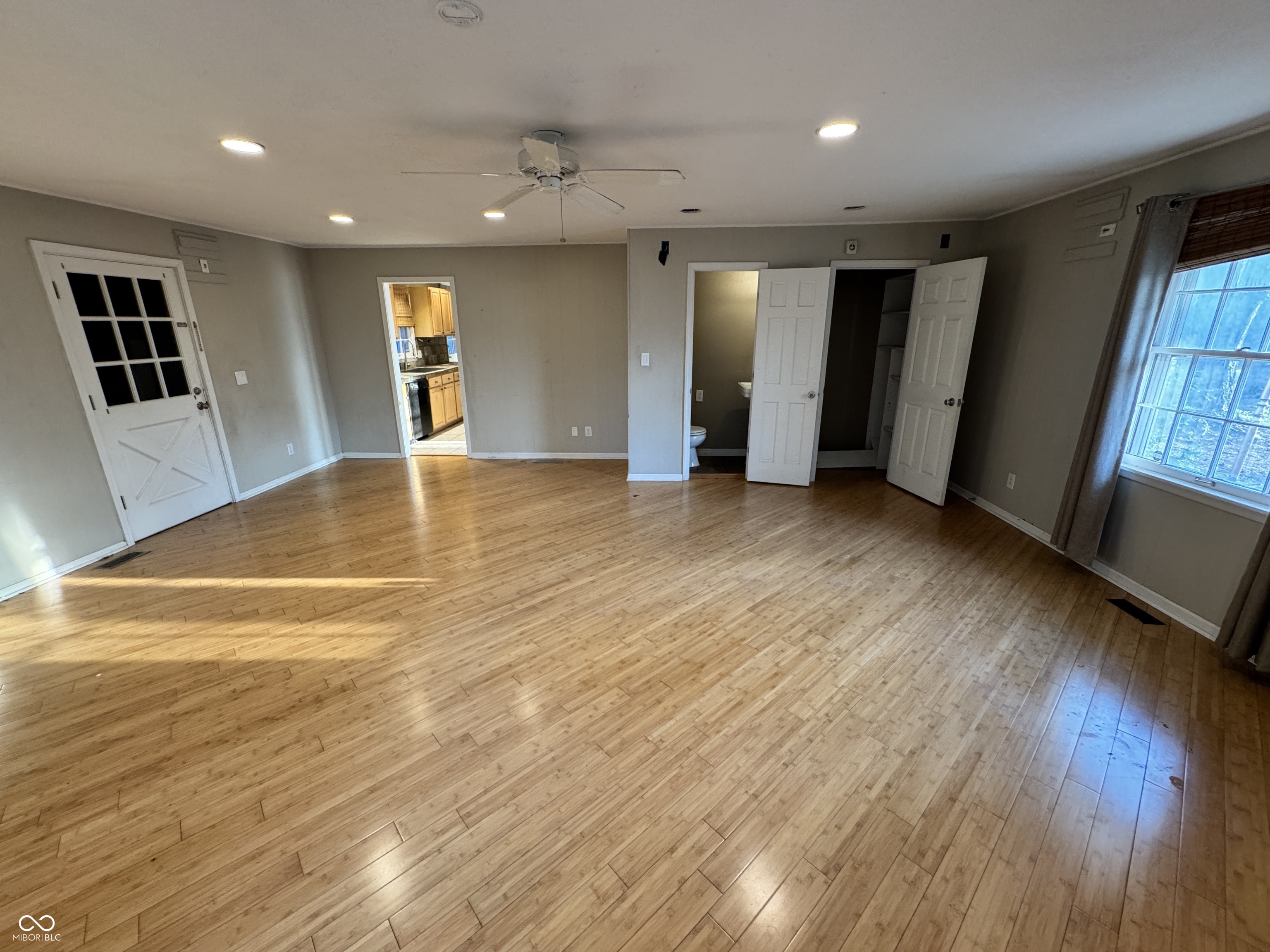 7425 Dean Road Indianapolis, IN 46240 - Photo 13 of 38