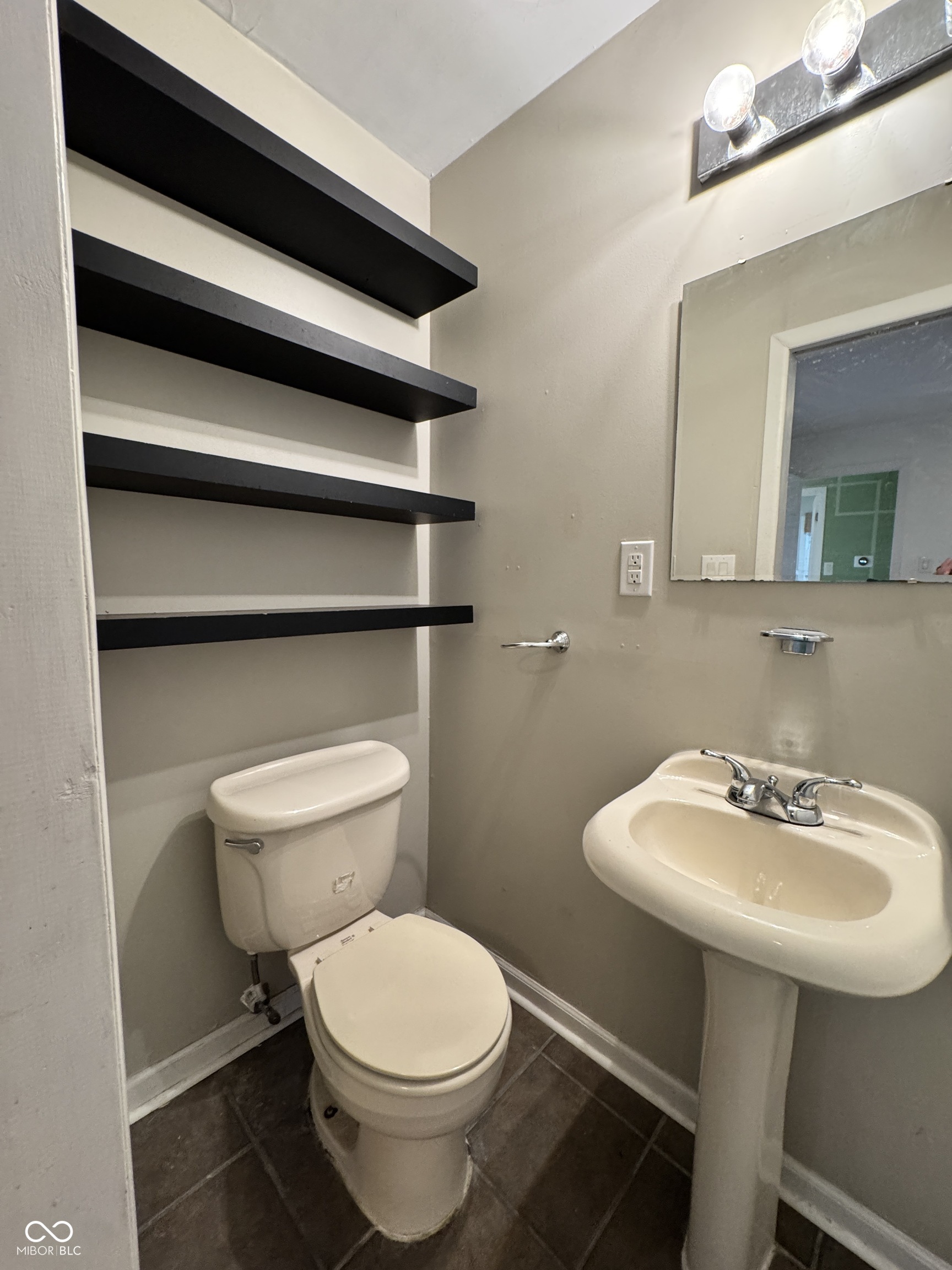 7425 Dean Road Indianapolis, IN 46240 - Photo 21 of 38