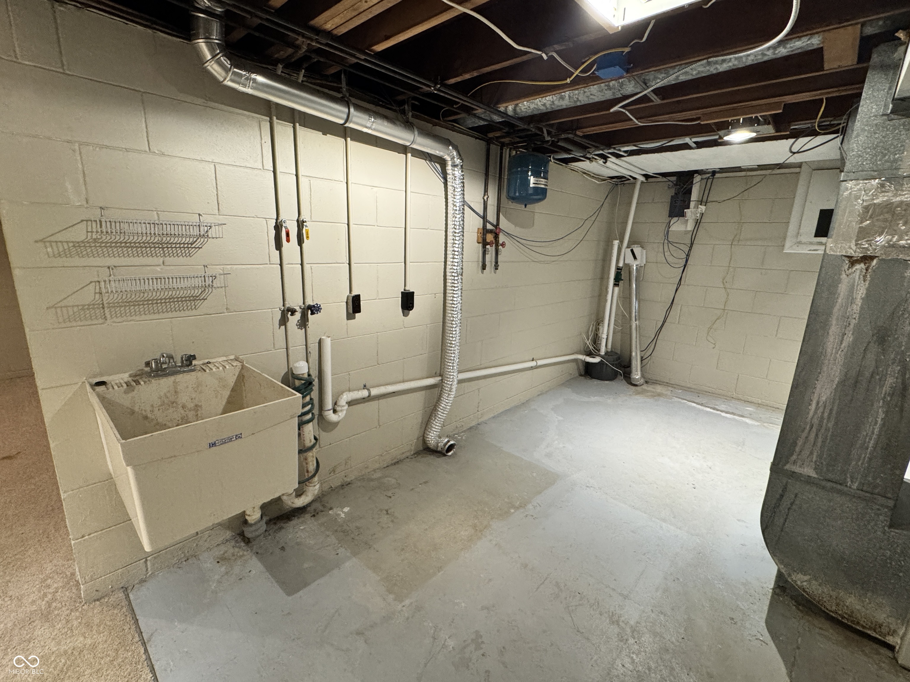 7425 Dean Road Indianapolis, IN 46240 - Photo 26 of 38