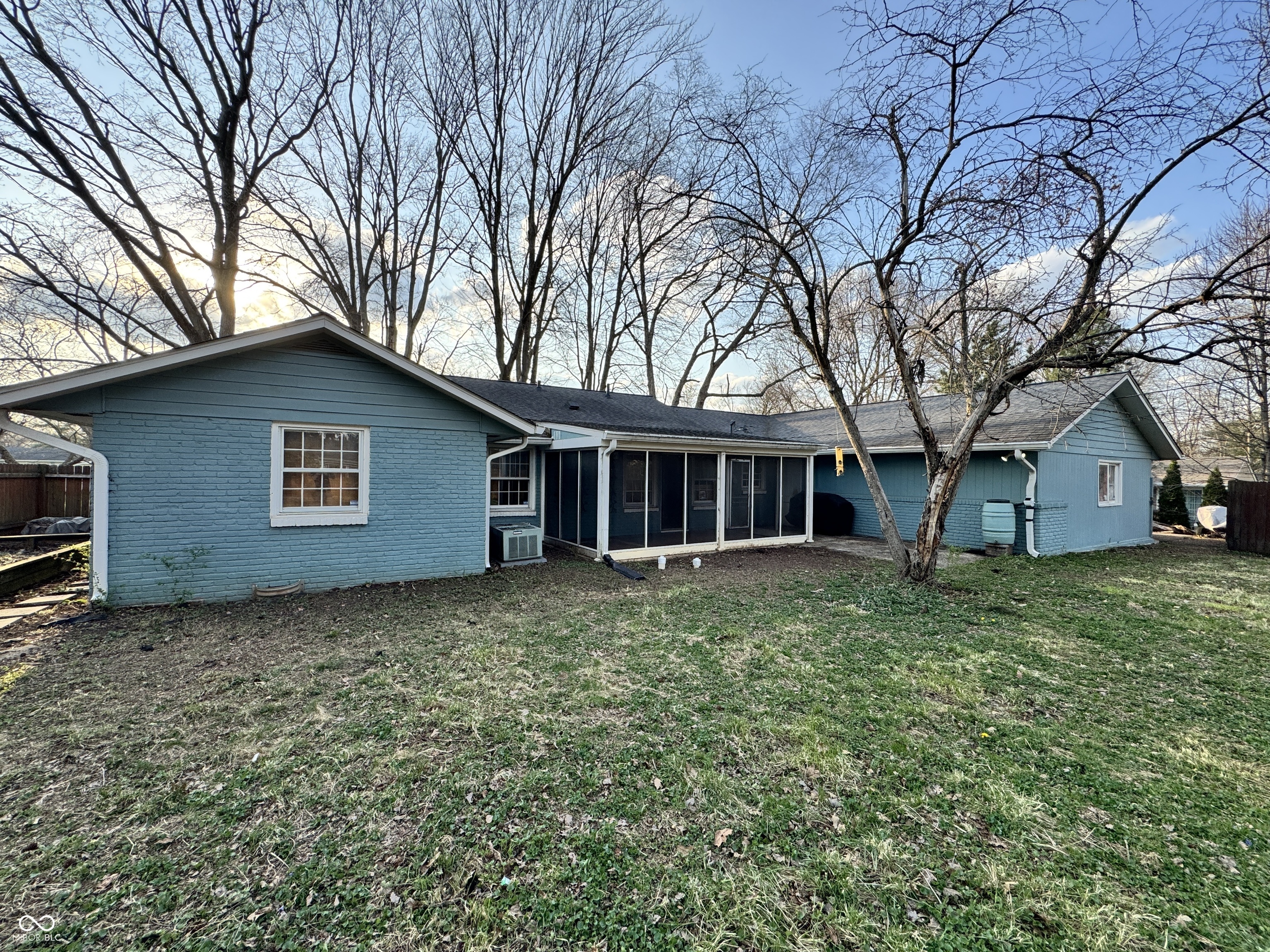 7425 Dean Road Indianapolis, IN 46240 - Photo 33 of 38