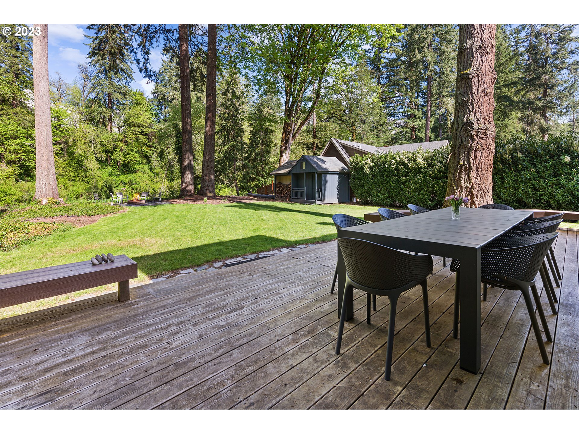 21700 Southwest Ribera Lane West Linn, OR 97068 - Photo 15 of 48 Gallery Image 15