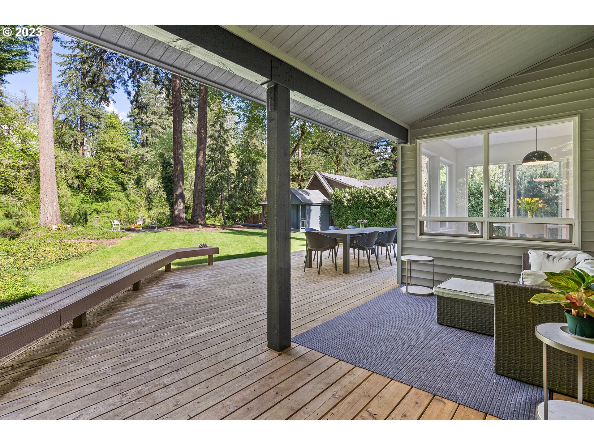 21700 Southwest Ribera Lane West Linn, OR 97068 - Photo 16 of 48 Gallery Image 16