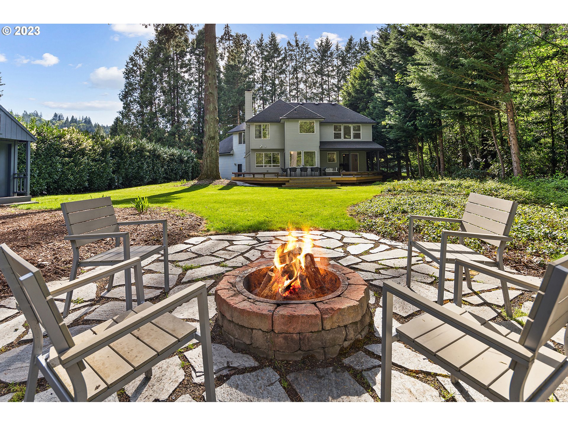 21700 Southwest Ribera Lane West Linn, OR 97068 - Photo 32 of 48 Gallery Image 32