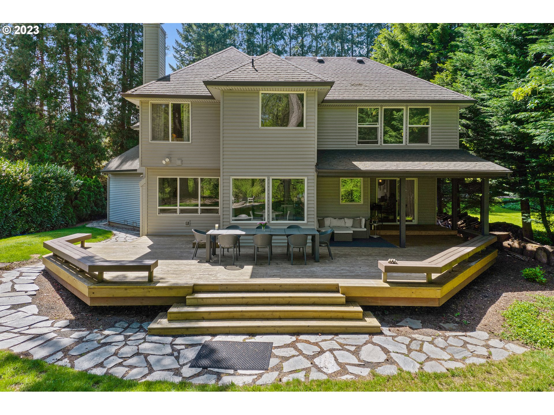 21700 Southwest Ribera Lane West Linn, OR 97068 - Photo 45 of 48 Gallery Image 45