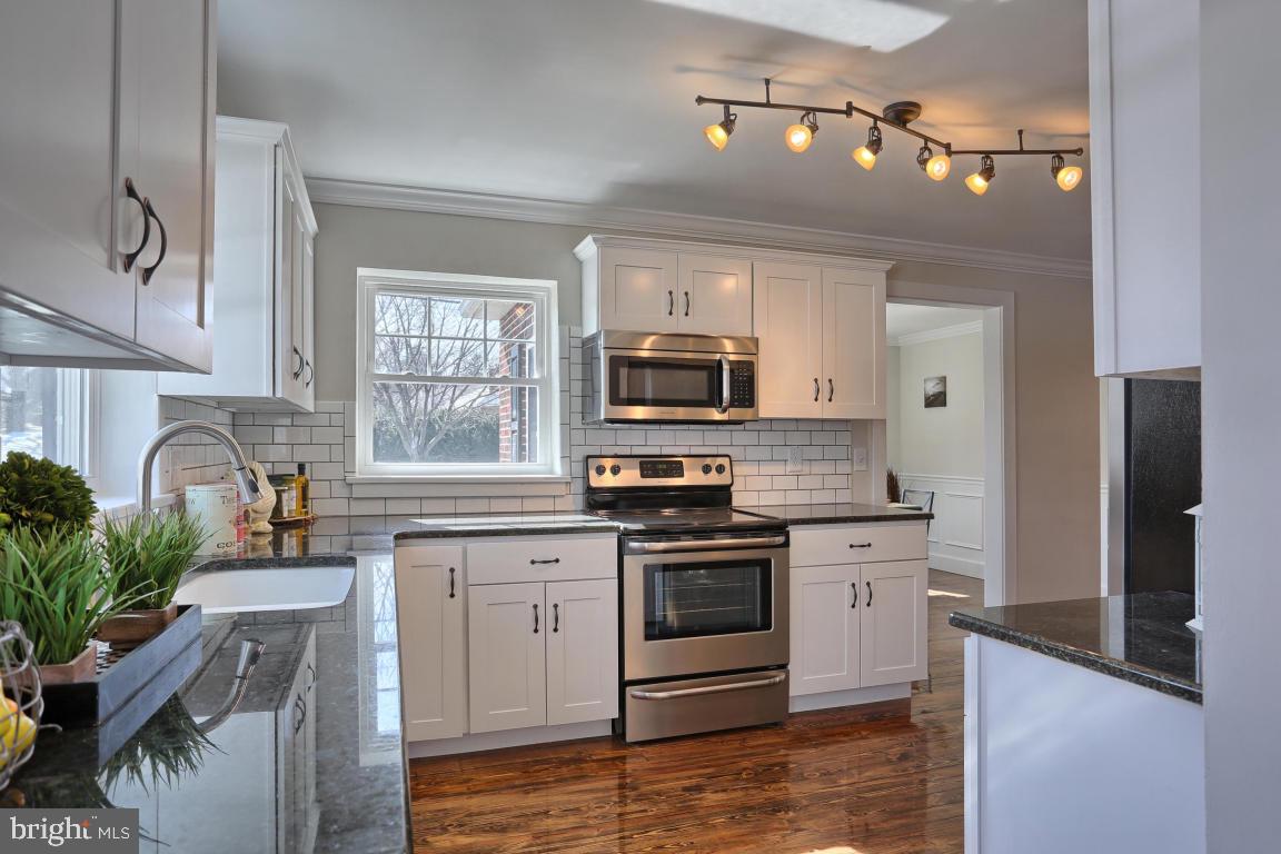 130 South Forge Road Palmyra, PA 17078 - Photo 3 of 14 Gallery Image 3
