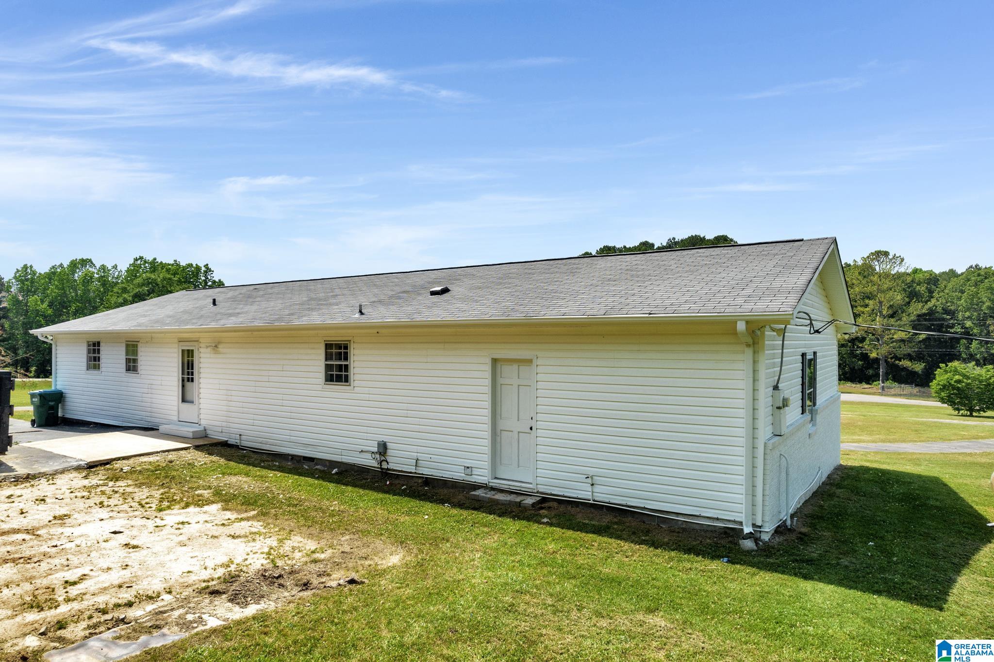 1288 Champion Road Oneonta, AL 35121 - Photo 30 of 34