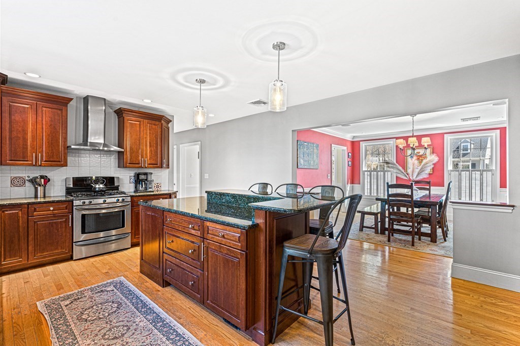 34 Puritan Road Reading, MA 01867 - Photo 12 of 42