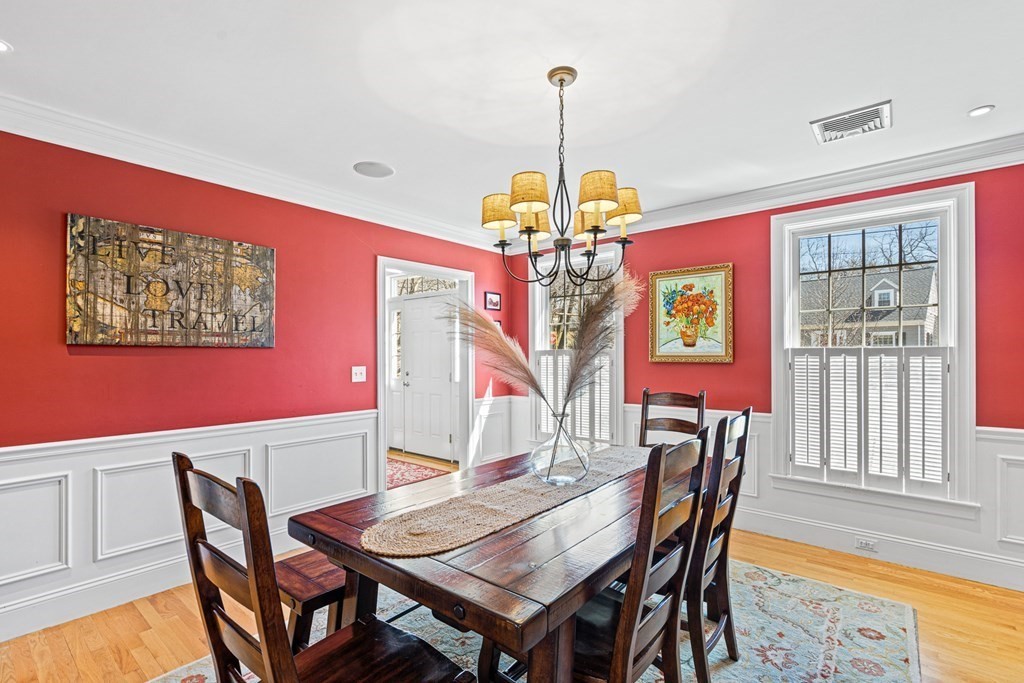 34 Puritan Road Reading, MA 01867 - Photo 14 of 42