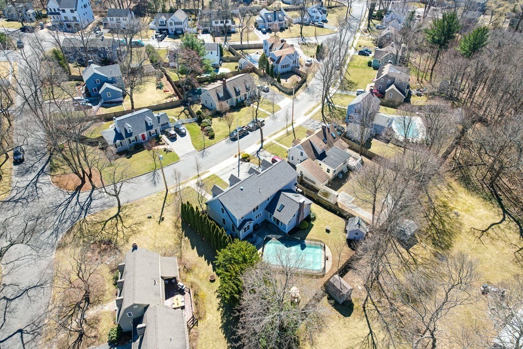 34 Puritan Road Reading, MA 01867 - Photo 2 of 42