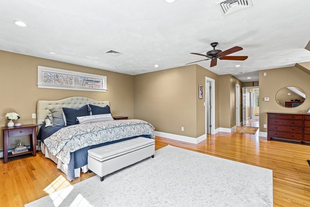 34 Puritan Road Reading, MA 01867 - Photo 21 of 42