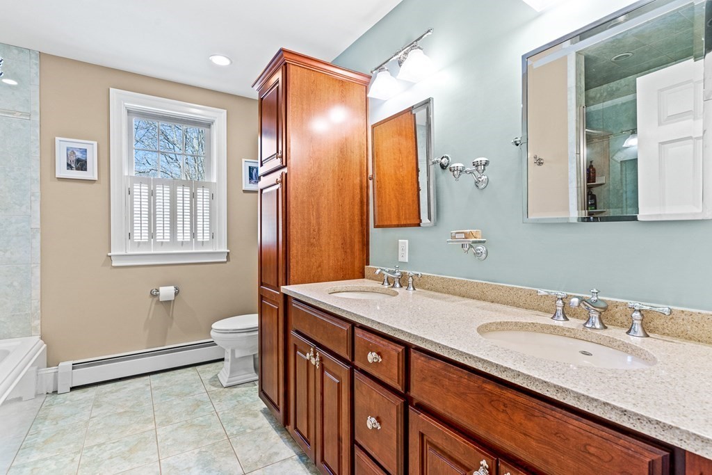 34 Puritan Road Reading, MA 01867 - Photo 25 of 42