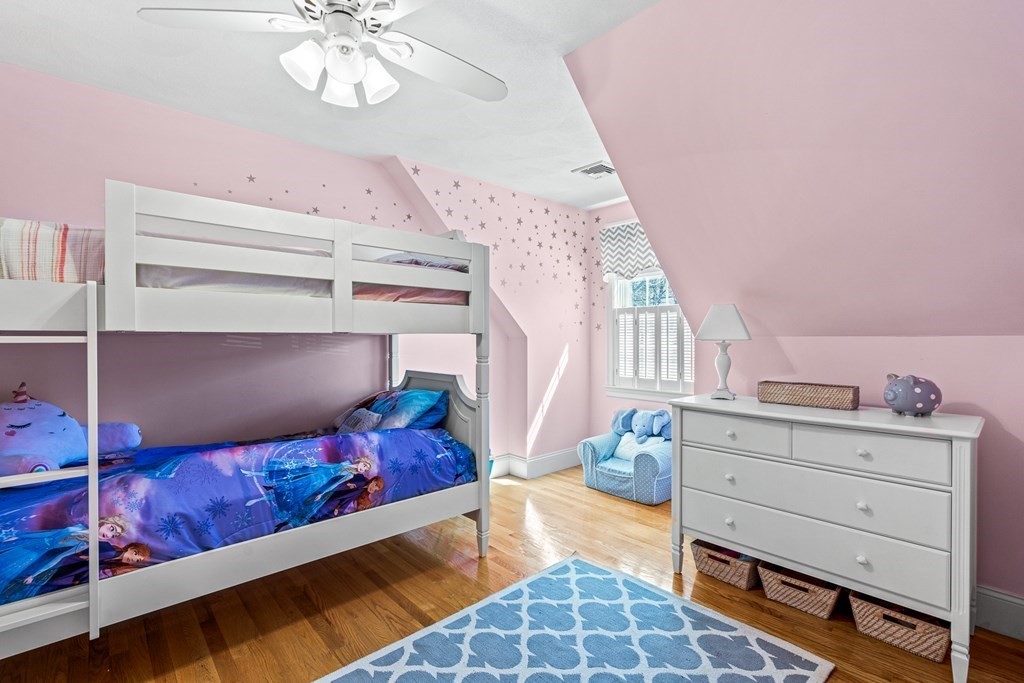 34 Puritan Road Reading, MA 01867 - Photo 27 of 42