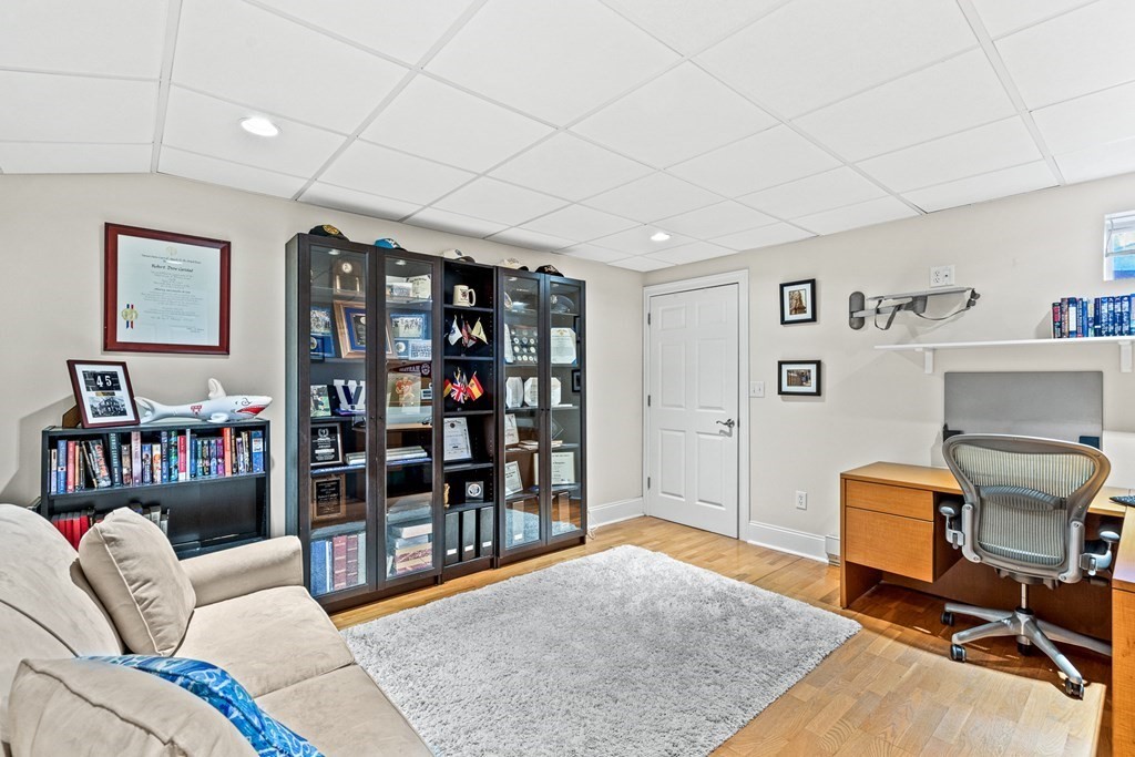 34 Puritan Road Reading, MA 01867 - Photo 36 of 42