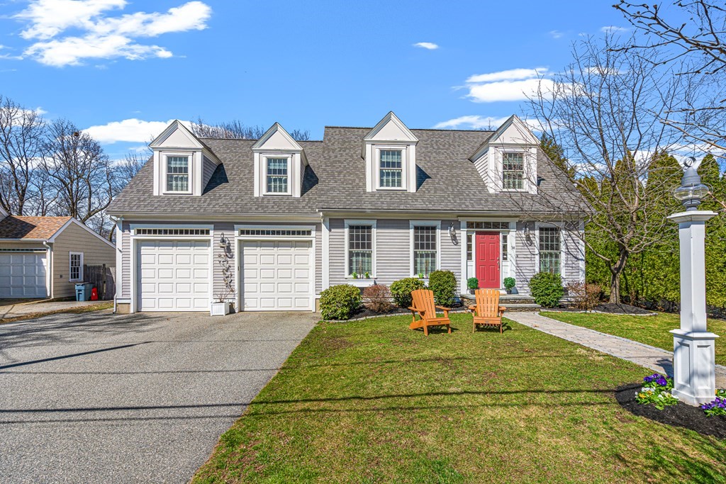 34 Puritan Road Reading, MA 01867 - Photo 4 of 42