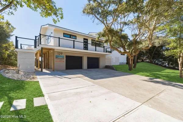 $2,995,000 | 129 Dogwood Circle, Pine Knoll Shores, NC 28512