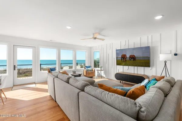 $2,995,000 | 129 Dogwood Circle, Pine Knoll Shores, NC 28512