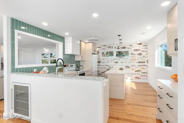 $2,995,000 | 129 Dogwood Circle, Pine Knoll Shores, NC 28512