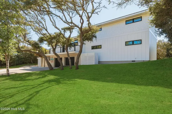 $2,995,000 | 129 Dogwood Circle, Pine Knoll Shores, NC 28512