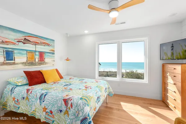 $2,995,000 | 129 Dogwood Circle, Pine Knoll Shores, NC 28512