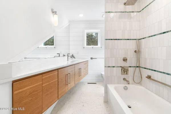 $2,995,000 | 129 Dogwood Circle, Pine Knoll Shores, NC 28512