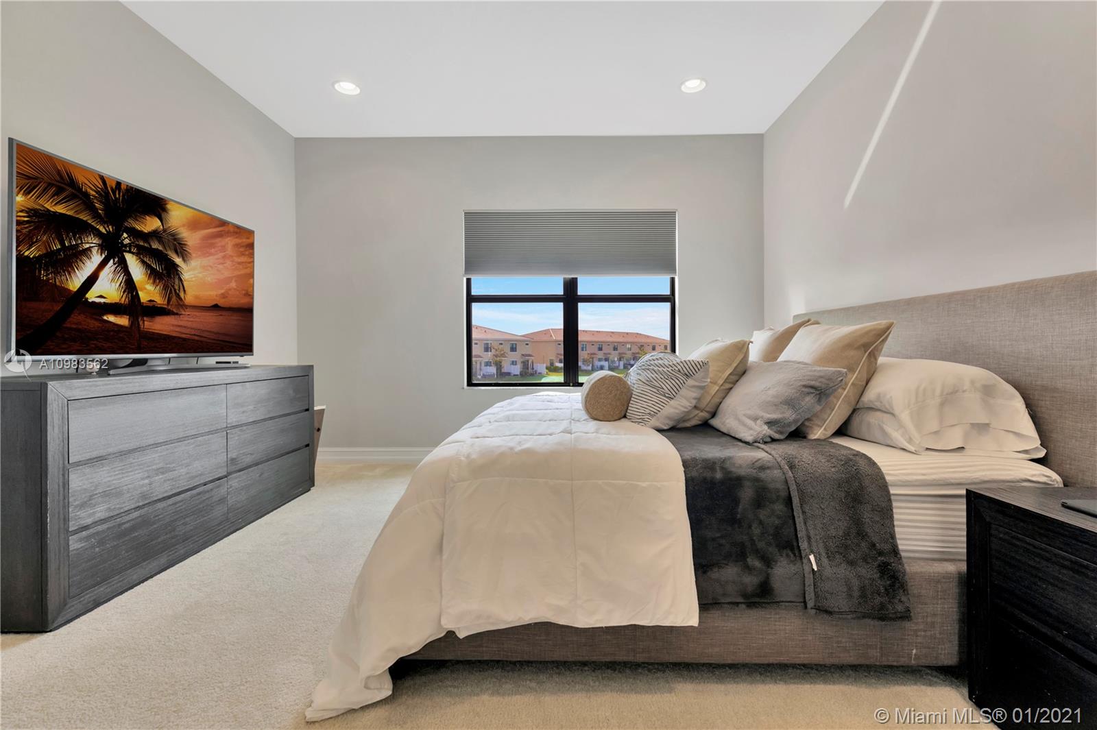 9932 Brickhill Drive Boca Raton, FL 33428 - Photo 12 of 34 Gallery Image 12