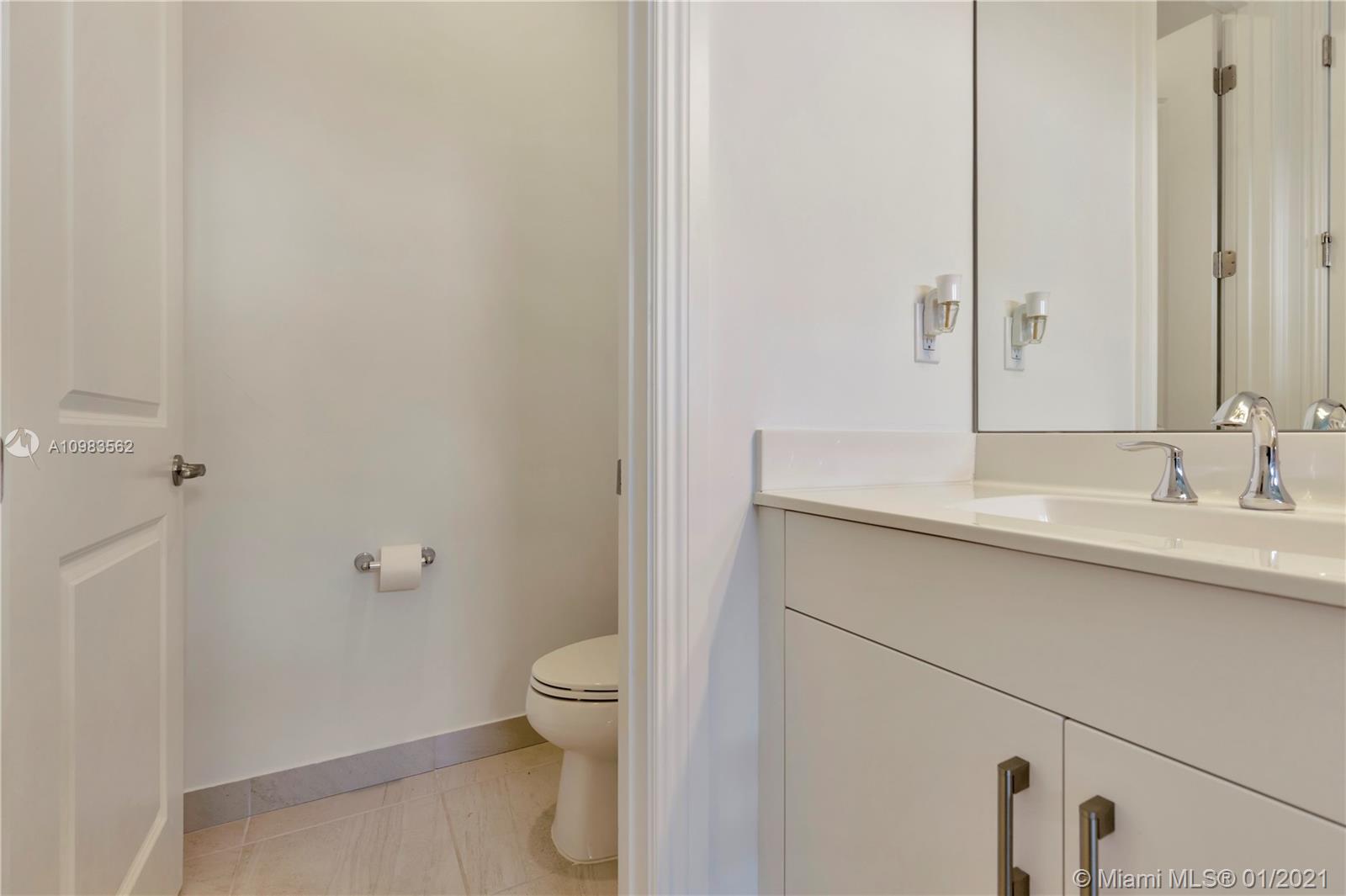 9932 Brickhill Drive Boca Raton, FL 33428 - Photo 14 of 34 Gallery Image 14